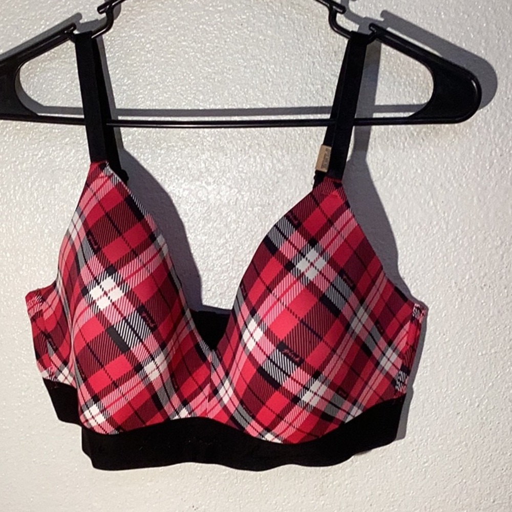 Victoria's Secret PINK Wear Everywhere Wireless Bra Red Plaid 38D